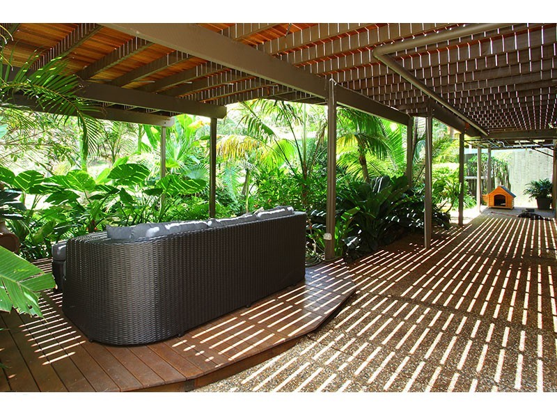 85 North Road, Lower Beechmont QLD 4211