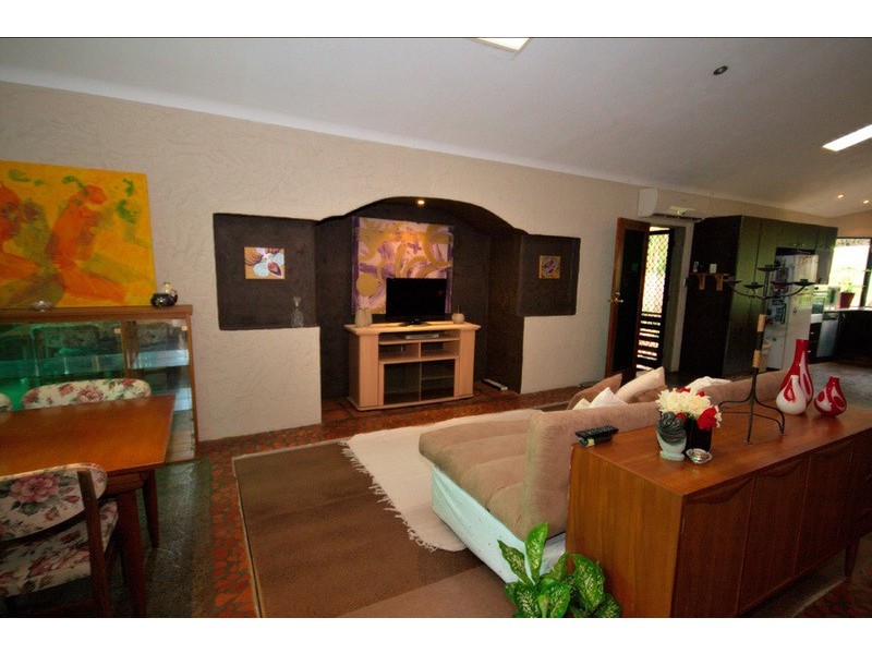 147 Hinkler Drive, Worongary QLD 4213