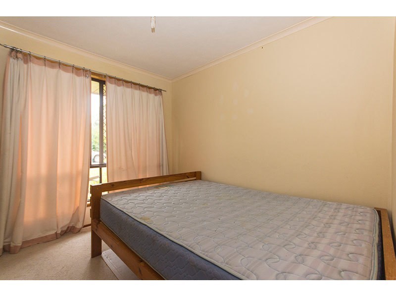 8 Bluestone Drive, Carrara QLD 4211