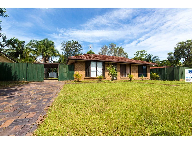 8 Bluestone Drive, Carrara QLD 4211