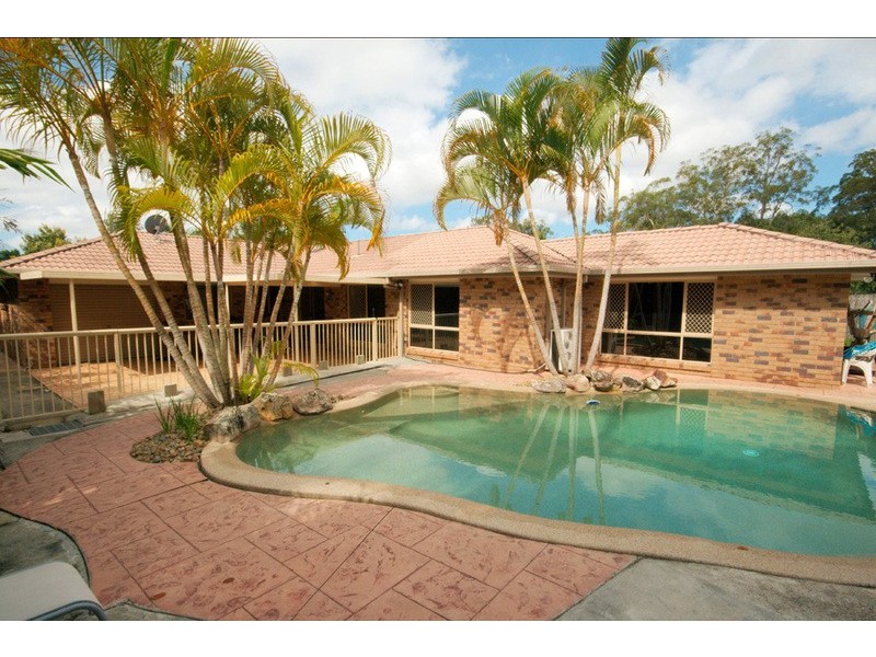 5 Yarandin Court, Worongary QLD 4213