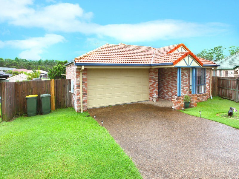 28 Bedivere Drive, Ormeau QLD 4208
