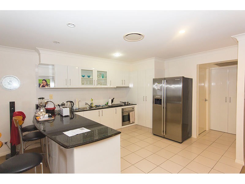 33/2 Ridgeline Way, Highland Park QLD 4211