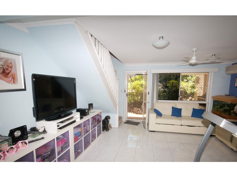 16/164 Alexander Drive, Highland Park QLD 4211