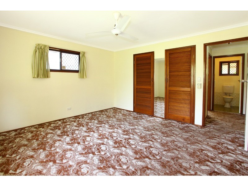 15 Harbinger Court, Nerang QLD 4211