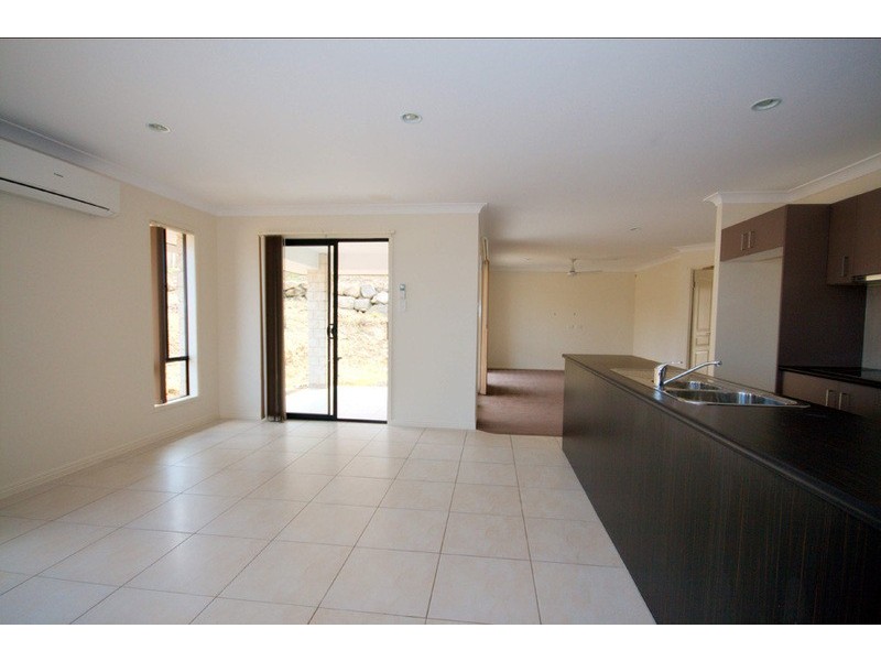 66 Mcauley Parade, Pacific Pines QLD 4211