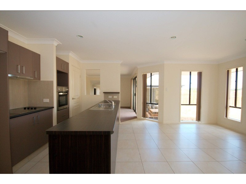 66 Mcauley Parade, Pacific Pines QLD 4211