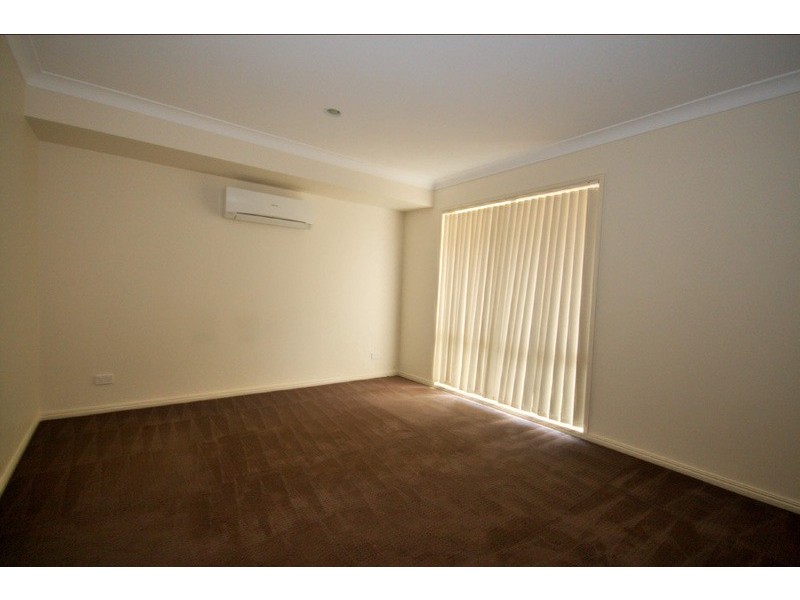 66 Mcauley Parade, Pacific Pines QLD 4211