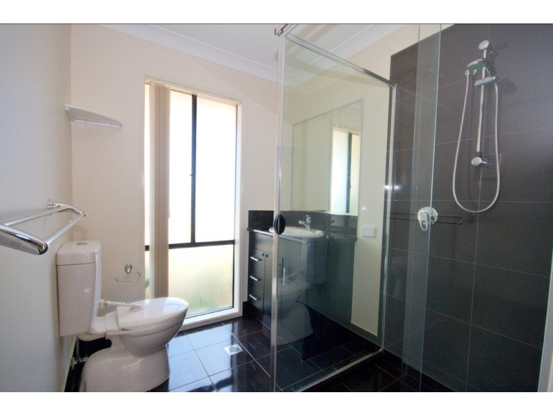 66 Mcauley Parade, Pacific Pines QLD 4211