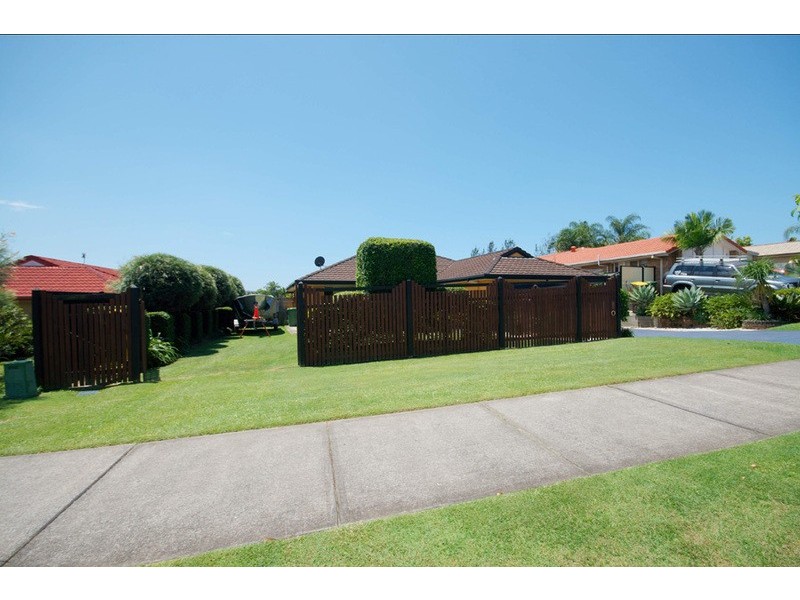 85 Mclaren Road, Nerang QLD 4211