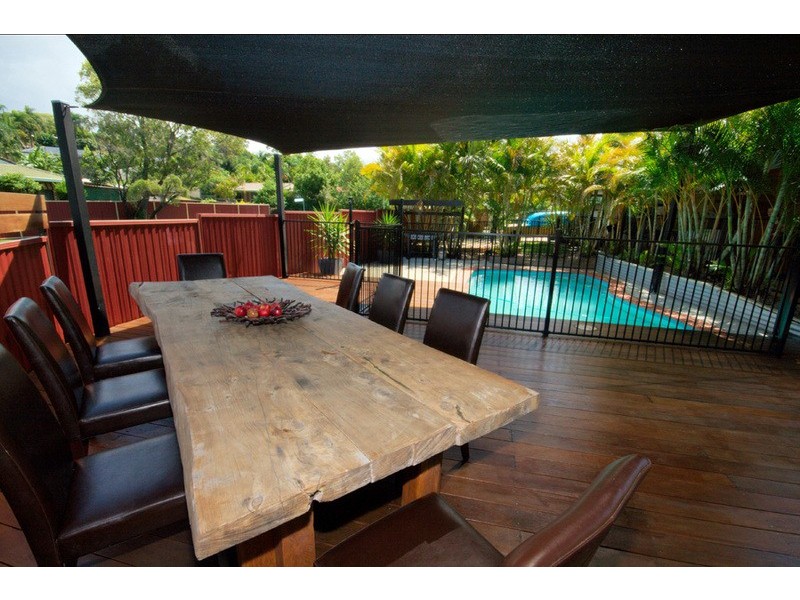 9 Goodman Close, Highland Park QLD 4211