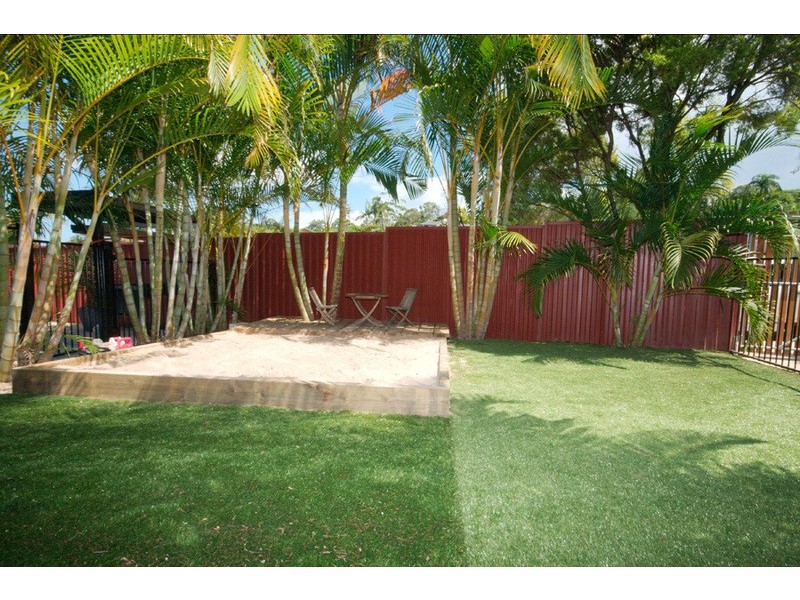 9 Goodman Close, Highland Park QLD 4211