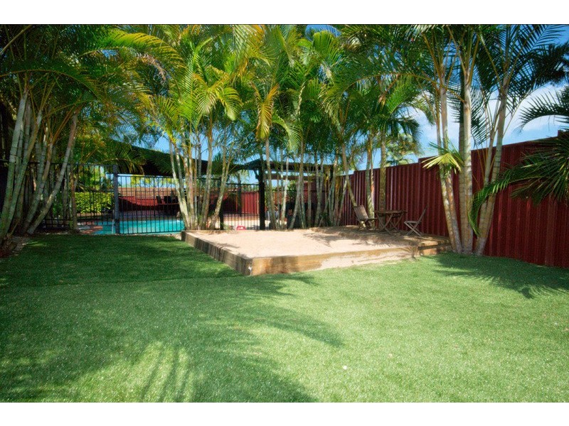 9 Goodman Close, Highland Park QLD 4211