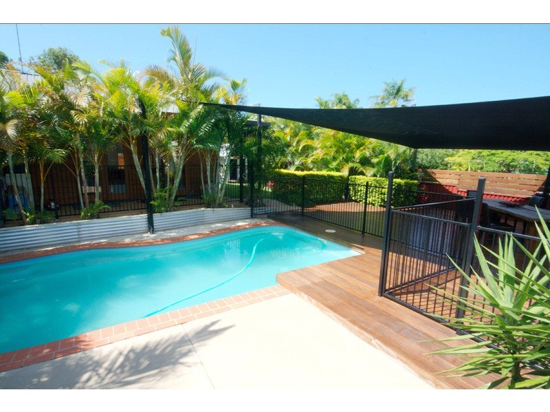 9 Goodman Close, Highland Park QLD 4211