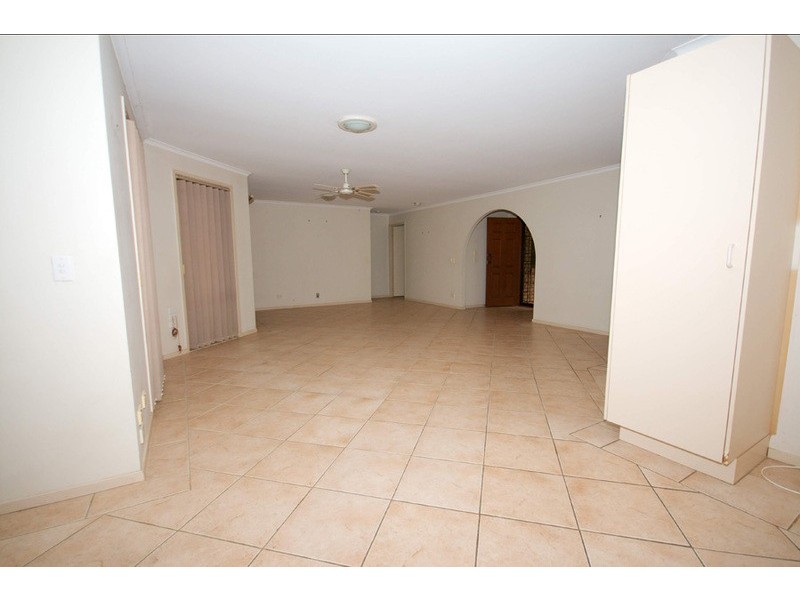 19 Woolmere Street, Carrara QLD 4211