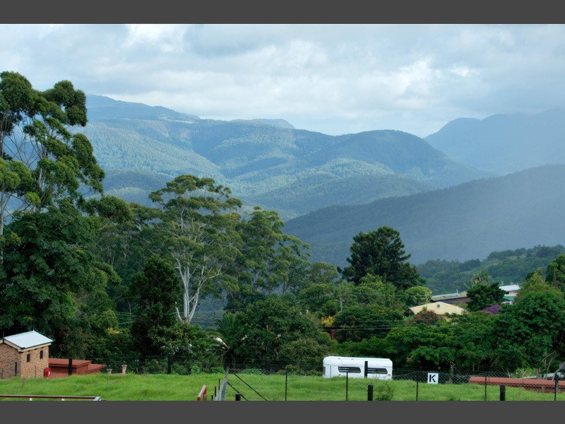 39 Outlook Avenue, Lower Beechmont QLD 4211