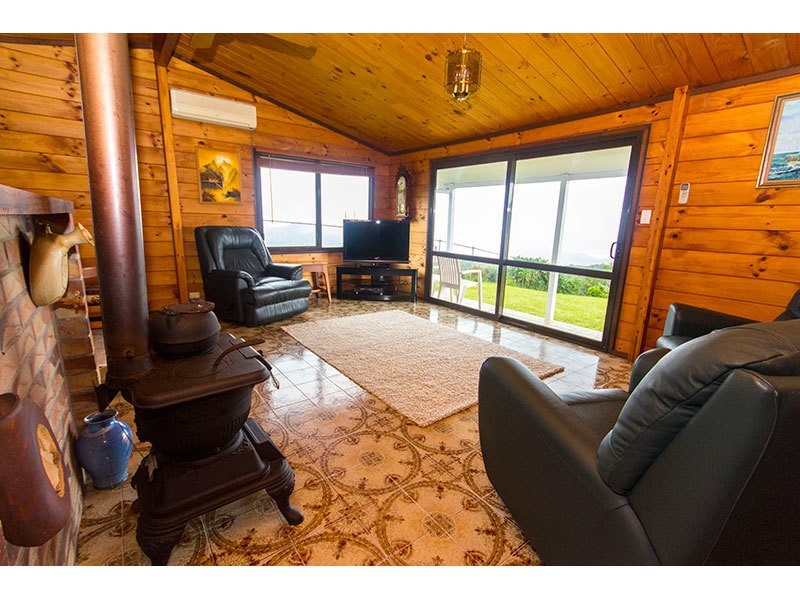 721 Beechmont Road, Lower Beechmont QLD 4211