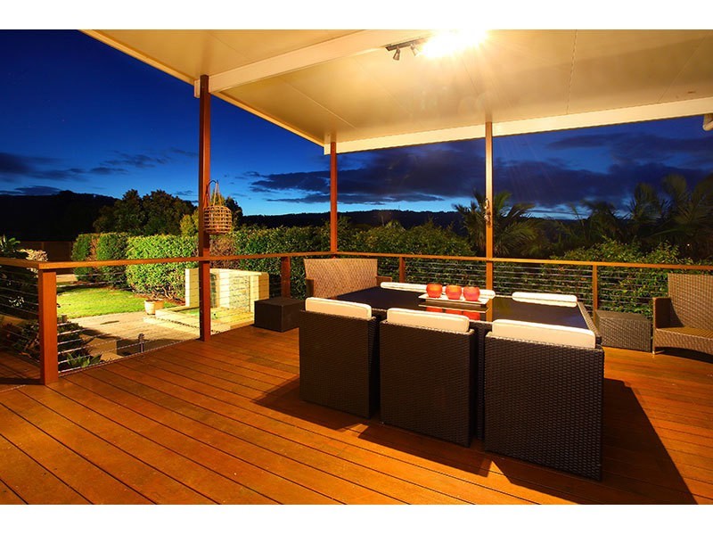 10 Pasture Place, Mount Nathan QLD 4211