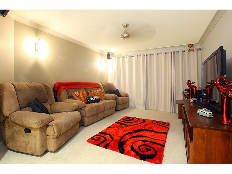 10 Pasture Place, Mount Nathan QLD 4211