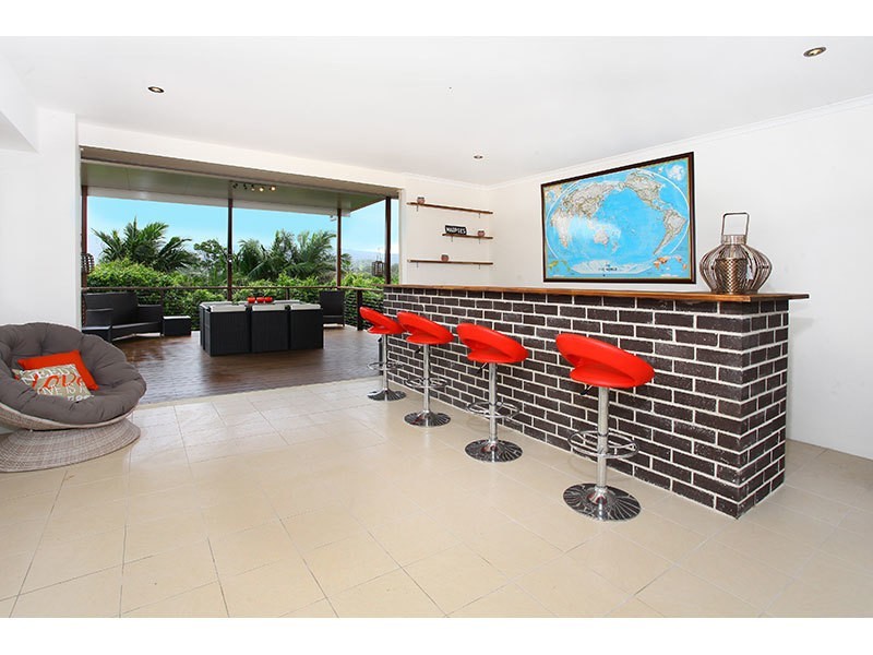 10 Pasture Place, Mount Nathan QLD 4211