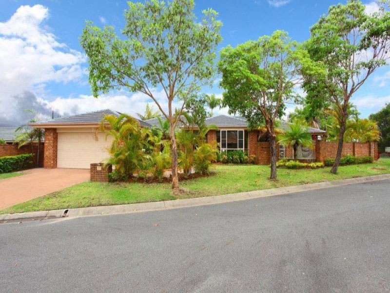 65 Martingale Circuit, Clear Island Waters QLD 4226