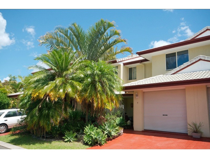 8/102 Alexander Drive, Highland Park QLD 4211