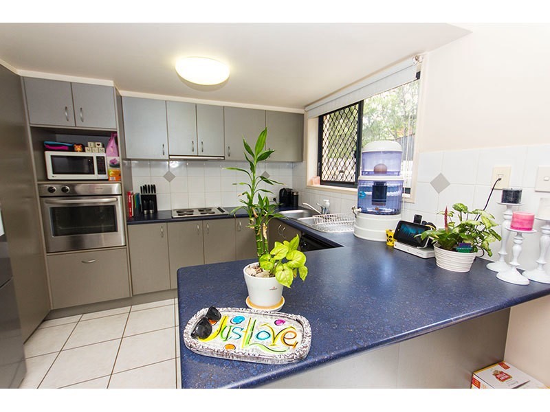2/20 Paddington Drive, Carrara QLD 4211