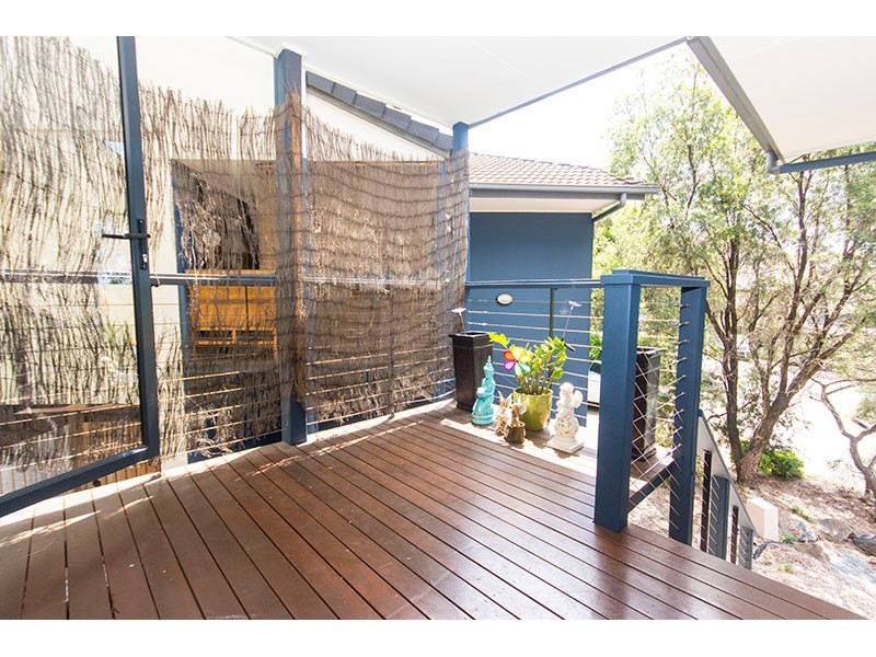 2/20 Paddington Drive, Carrara QLD 4211