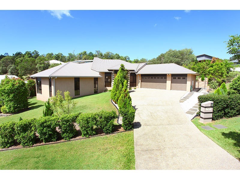 10 Greenacre Way, Maudsland QLD 4210