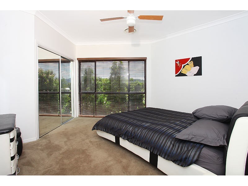 10 Greenacre Way, Maudsland QLD 4210