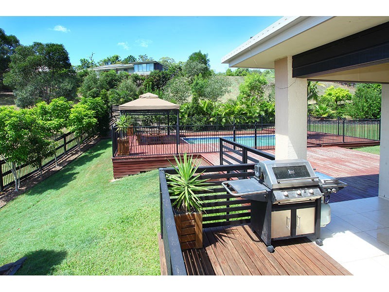 10 Greenacre Way, Maudsland QLD 4210