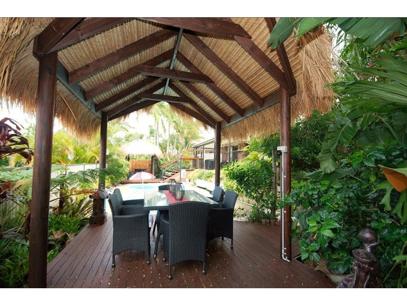6 Armstrong Way, Highland Park QLD 4211