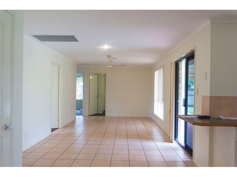 61 Oakdale Avenue, Nerang QLD 4211