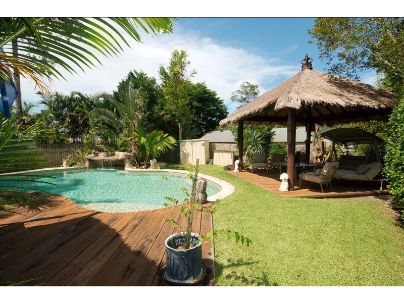 5-7-9 Newlands Court, Mount Nathan QLD 4211