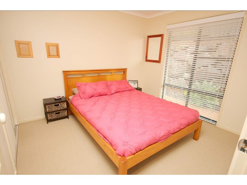 14 Govett Street, Pacific Pines QLD 4211