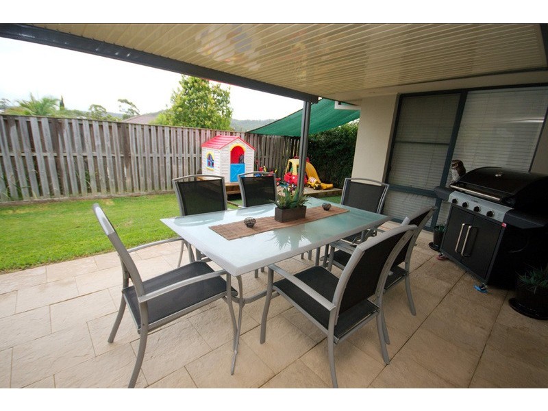 14 Govett Street, Pacific Pines QLD 4211