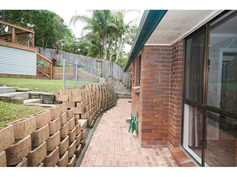 13 Barrine Drive, Worongary QLD 4213