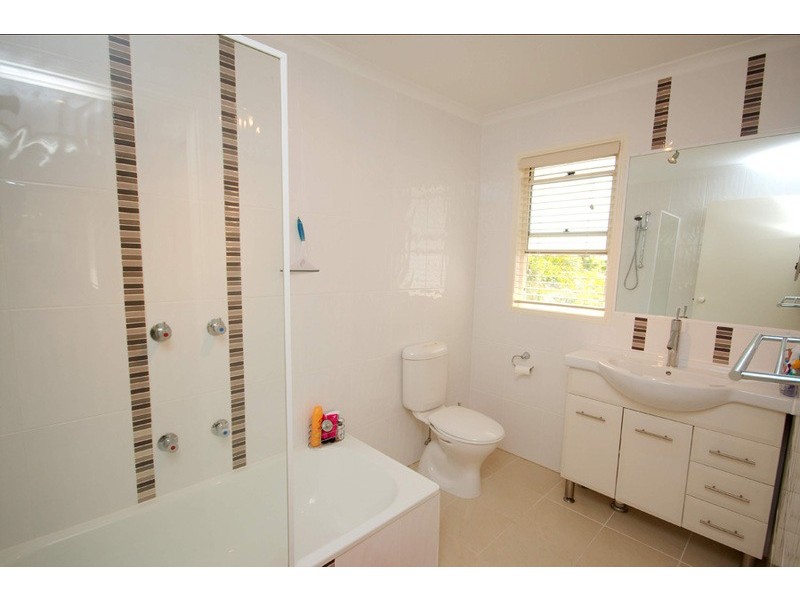 40 Bards Court, Nerang QLD 4211