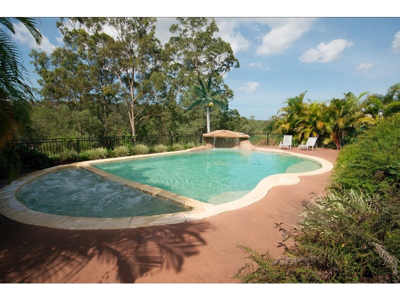 7 Rokeby Court, Nerang QLD 4211