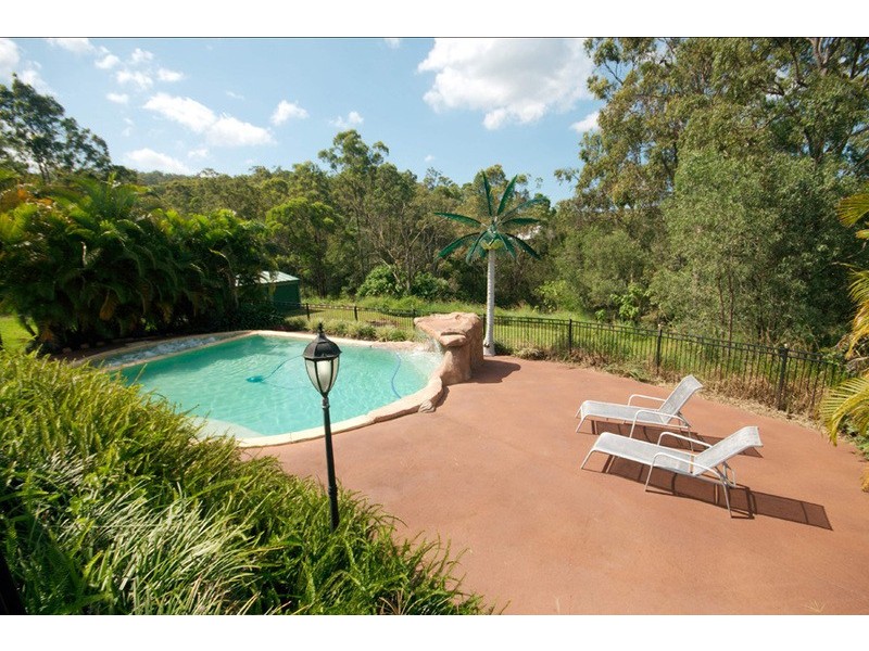 7 Rokeby Court, Nerang QLD 4211
