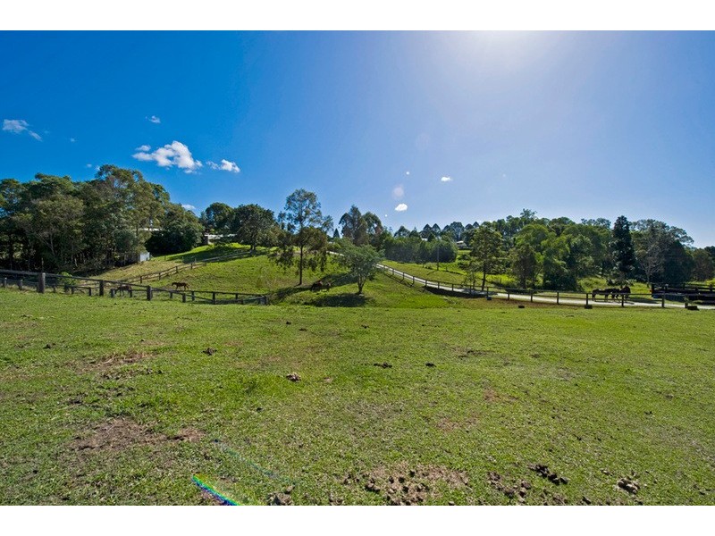 14 Collaroy Road, Guanaba QLD 4210