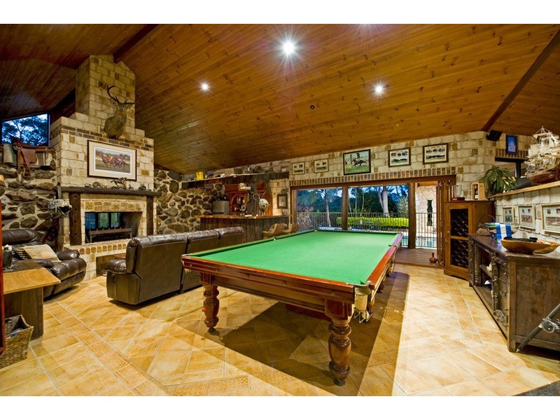 14 Collaroy Road, Guanaba QLD 4210