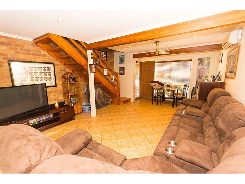 1/159 Pappas Way, Carrara QLD 4211