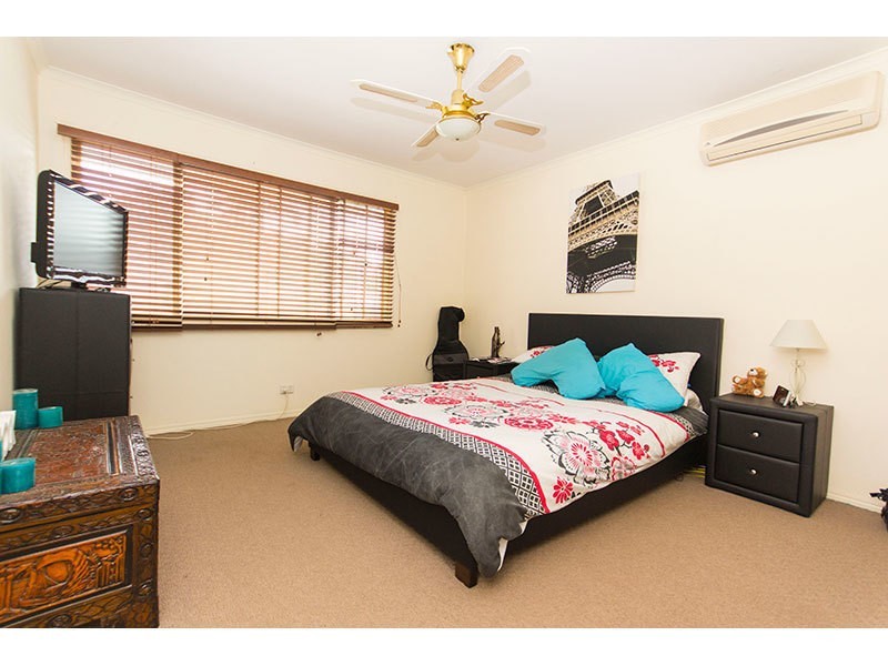1/159 Pappas Way, Carrara QLD 4211