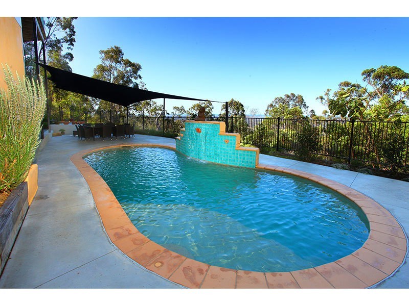 25 Brushbox Road, Lower Beechmont QLD 4211