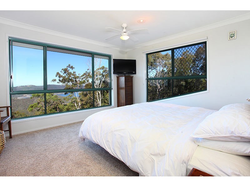 25 Brushbox Road, Lower Beechmont QLD 4211