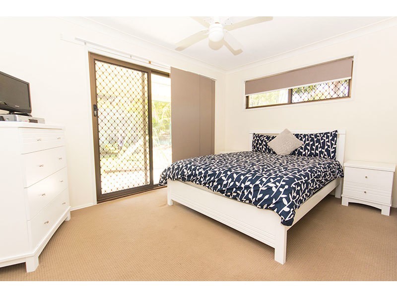 9 Pleasant Court, Carrara QLD 4211