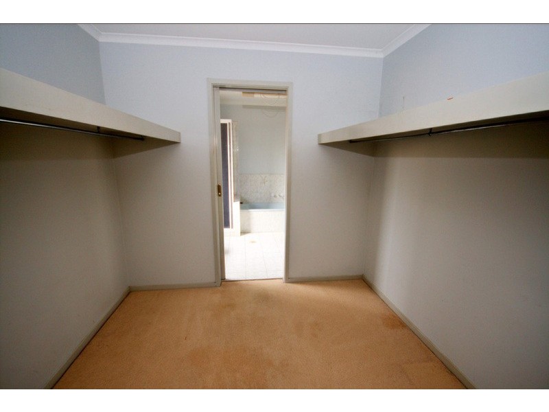 19 Woolmere Street, Carrara QLD 4211