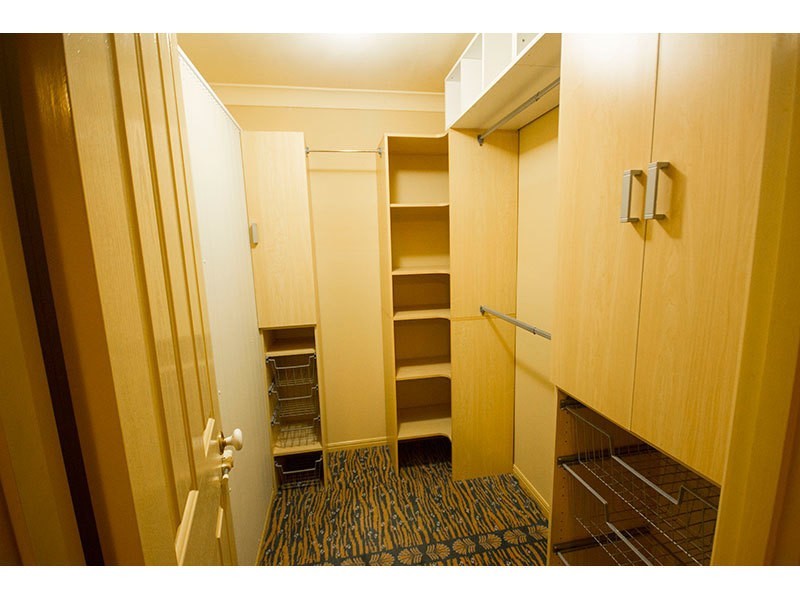 4 Ballah Crescent, Highland Park QLD 4211