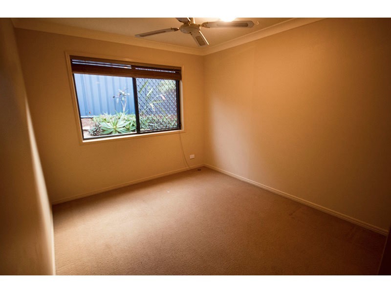 4 Ballah Crescent, Highland Park QLD 4211